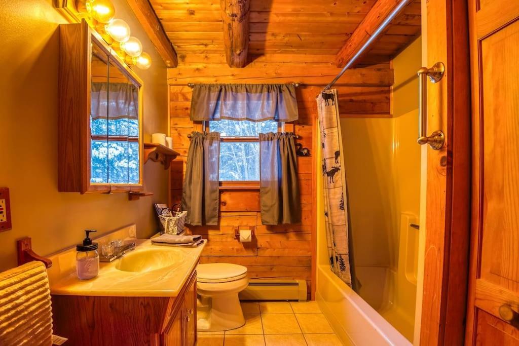 Family-Focused & Pet-Friendly Log Cabin With 4Br 2Ba Sleeps 10 Bethlehem Exterior photo